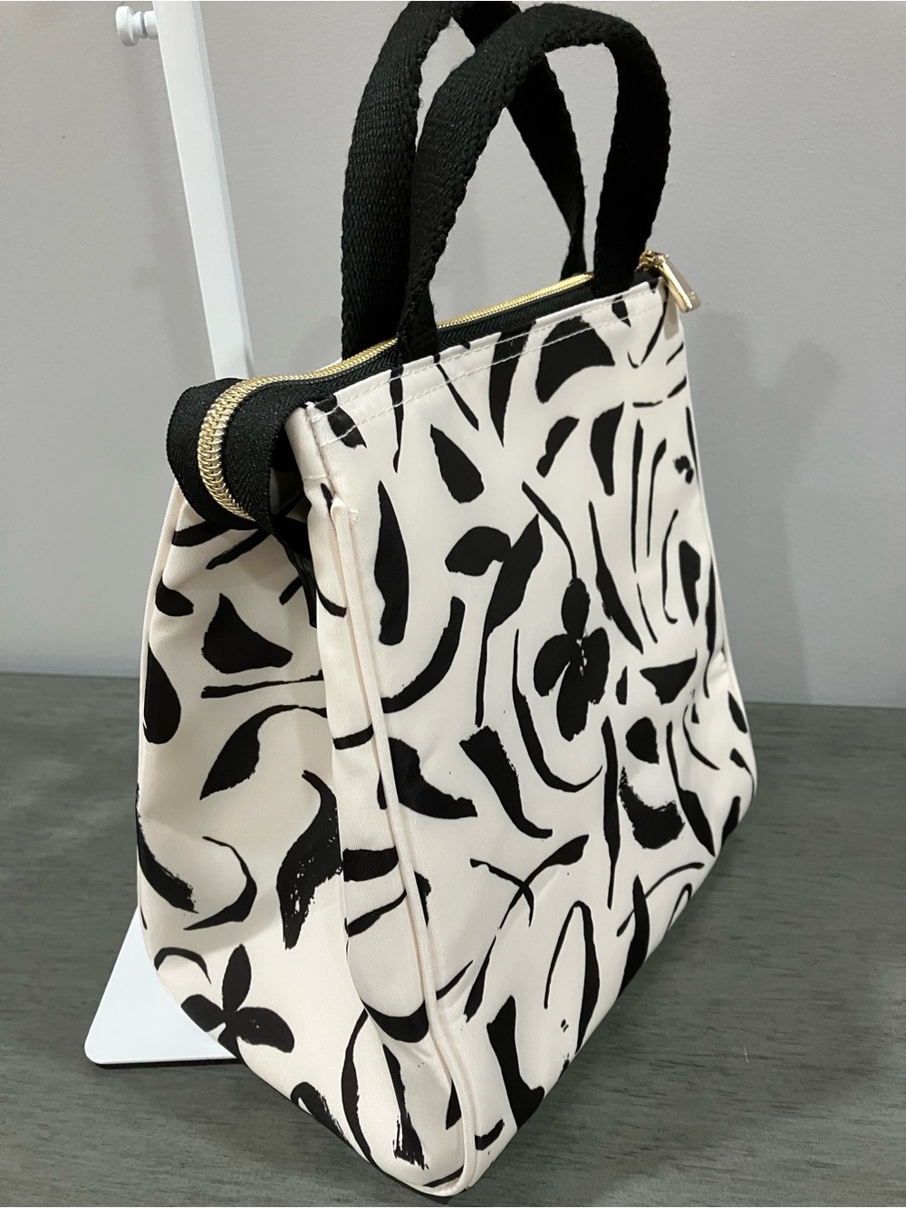 Kate Spade Black and White Abstract Floral Tote - Picture 3 of 6